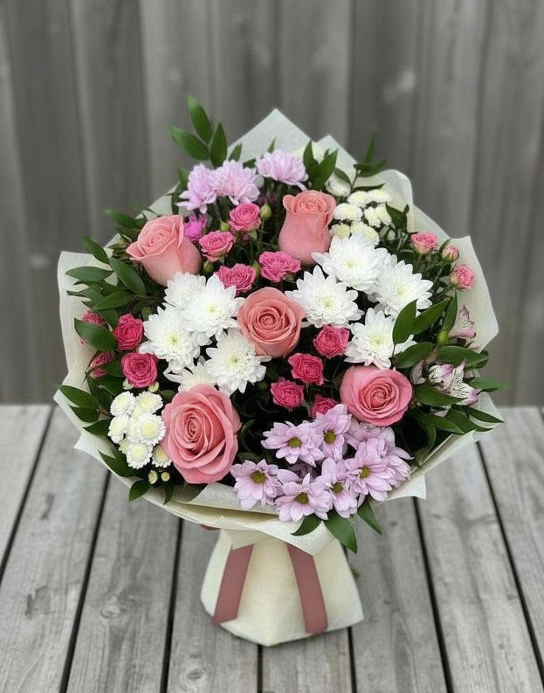Букет цветов из: Альстромерии, Гвоздики, Розы и Хризантемы в Талицах Ивановской области