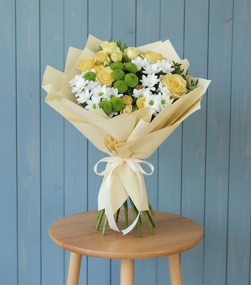 Букет цветов из: Хризантемы и Розы в Талицах Ивановской области