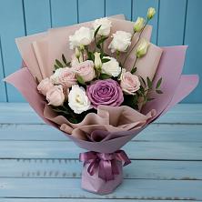 Букет цветов из:  Розы и Лизиантусы в Талицах Ивановской области