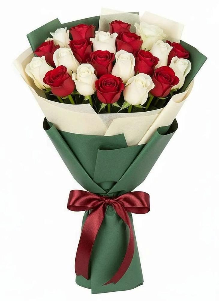 Букет Микс из красных и белых роз в Талицах Ивановской области