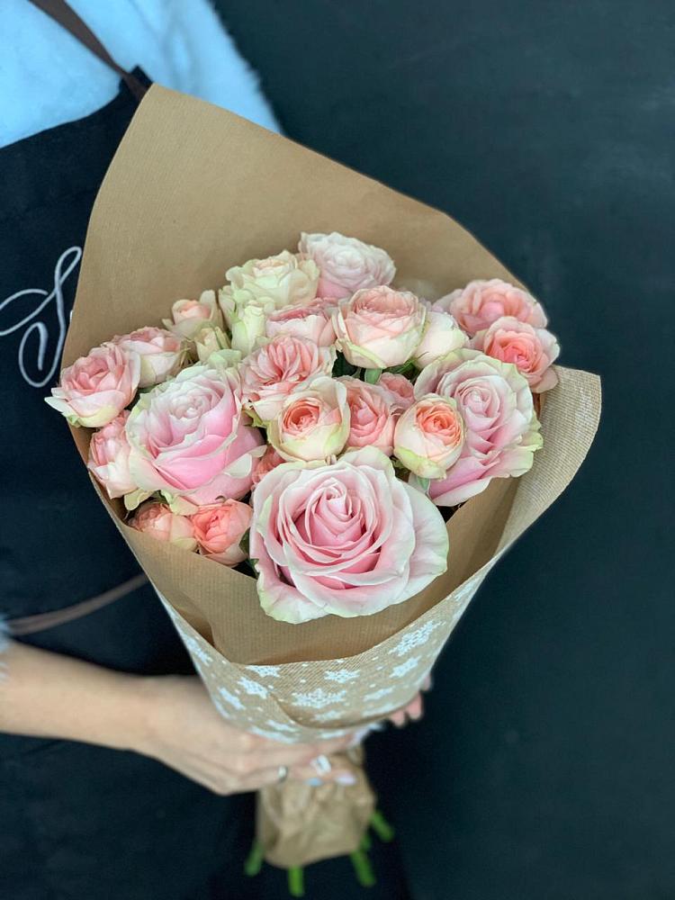 Букет цветов из: Хризантемы и Розы в Талицах Ивановской области