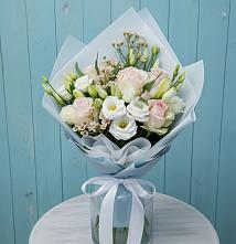 Букет цветов из:  Розы и Лизиантусы в Талицах Ивановской области