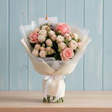 Букет цветов из:  Розы в Талицах Ивановской области