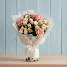 Букет цветов из:  Розы в Талицах Ивановской области
