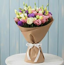 Букет цветов из:  Лизиантусы в Талицах Ивановской области